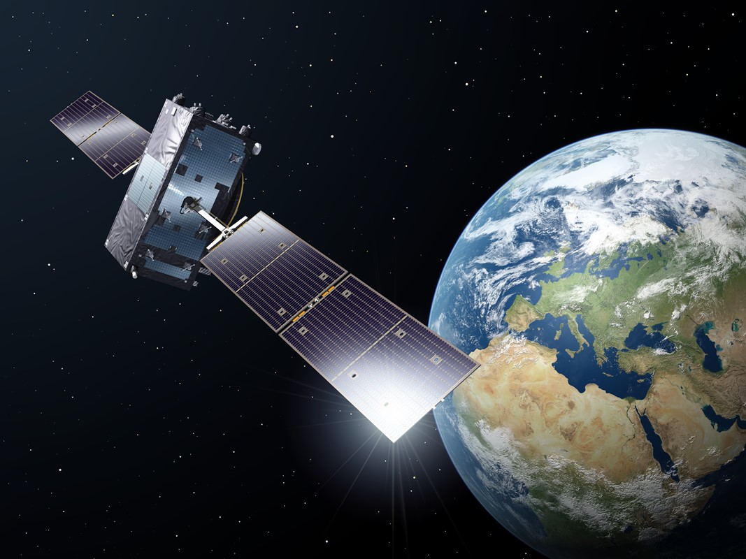 Temeljen na konstelaciji od 28 satelita koji kruže u tri orbitalne ravnine, Galileo je trenutačno najprecizniji satelitski navigacijski sustav na svijetu, koji opslužuje više od tri milijarde korisnika diljem svijeta